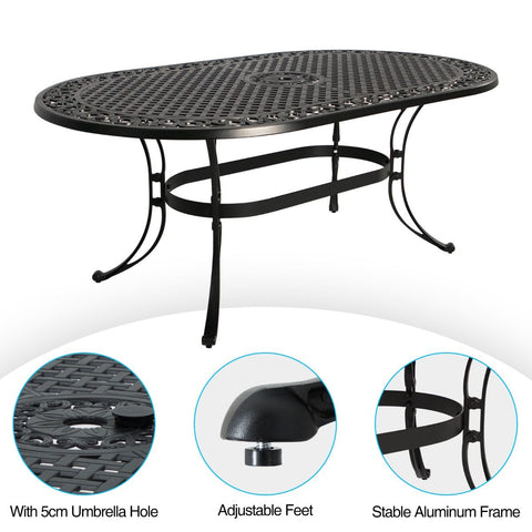 Fiji oval dining table Chez Guru