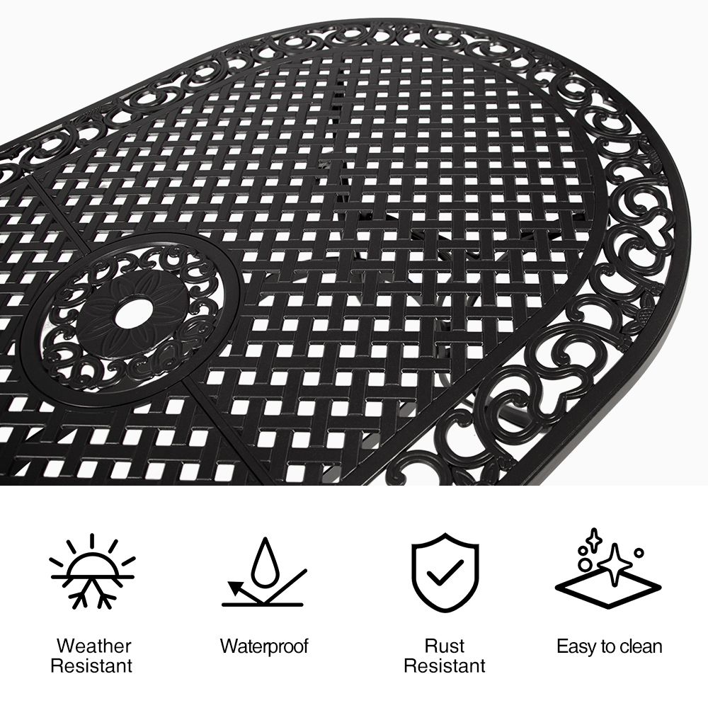 Fiji oval dining table Chez Guru