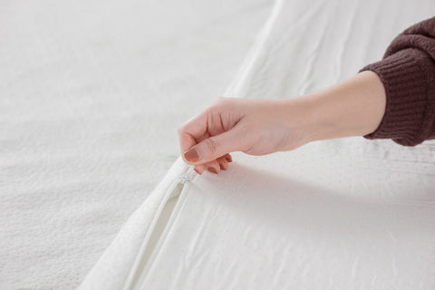8cm Memory Foam Mattress Topper with Bamboo Cover - King Chez Guru